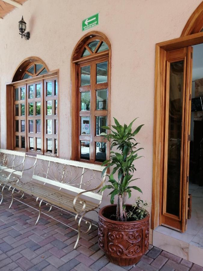 Hotel Providencia Тальпа-де-Альенде Экстерьер фото